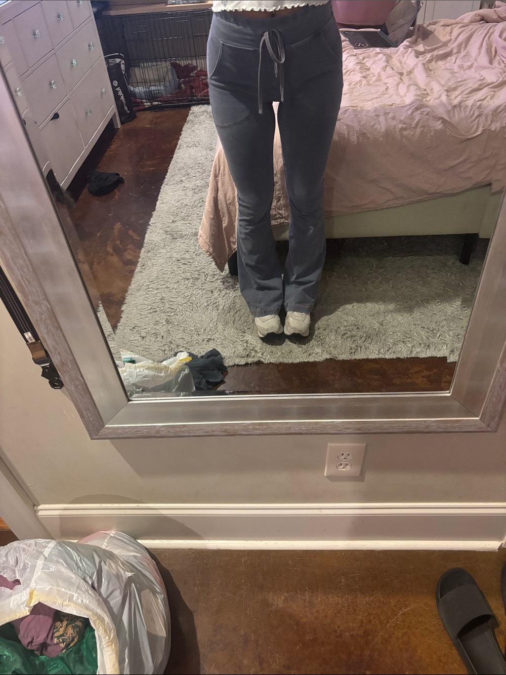 RARE!! Women’s High-Rise Drawstring Flare Pants - grey/purple